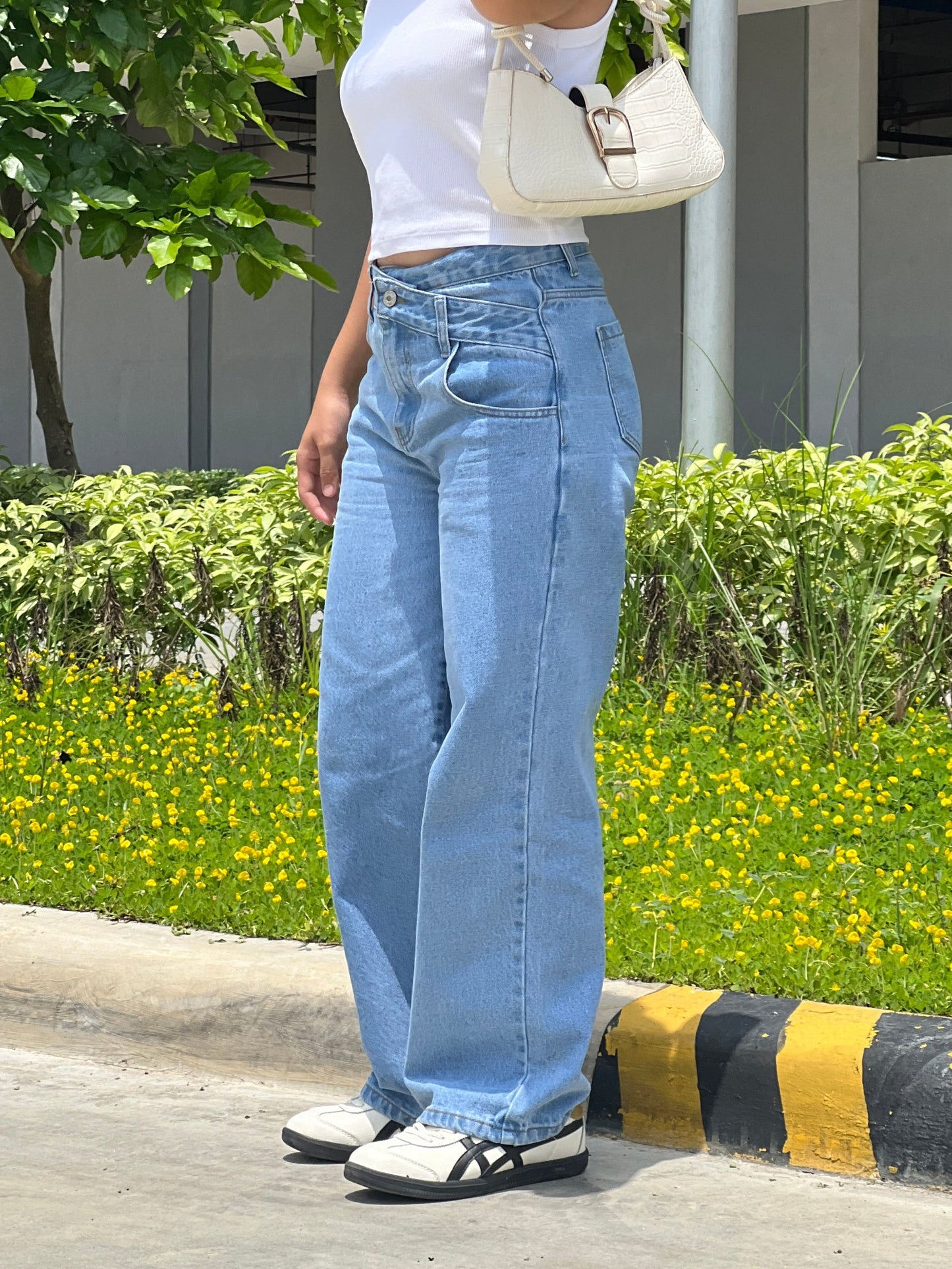 Cross Waist Denim Light Wash